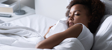 Can I sleep or nap with contact lenses in?