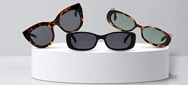 Celebrity-Approved Le Specs Sunglasses Looks of 2026