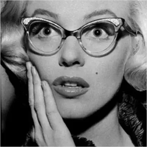 Marilyn Monroe in cat eye frames