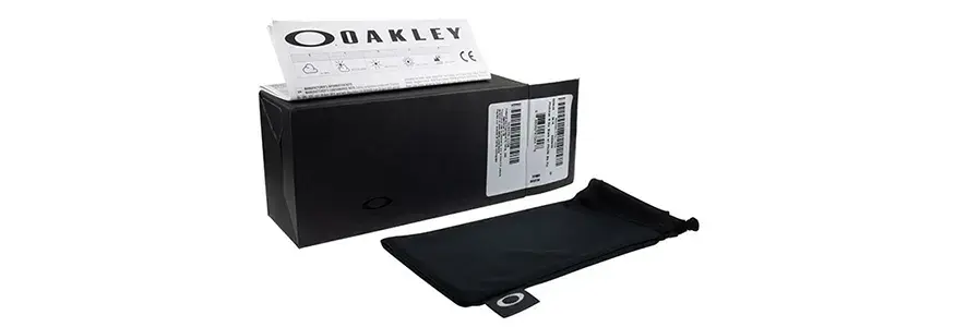 packaging for Oakley sunglasses