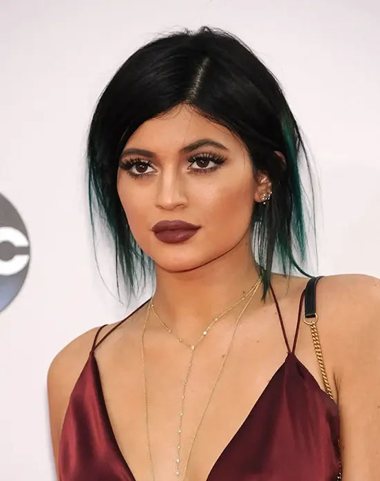 Kylie Jenner wearing dark brown contact lenses