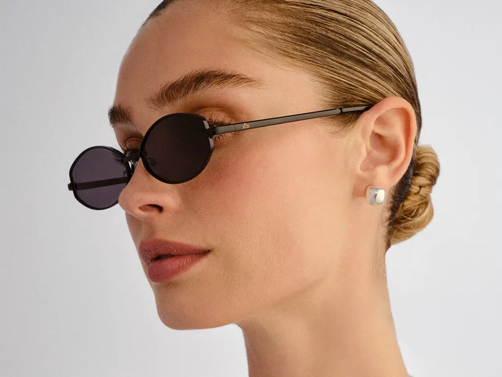 AIRE Objective BLA Black 53