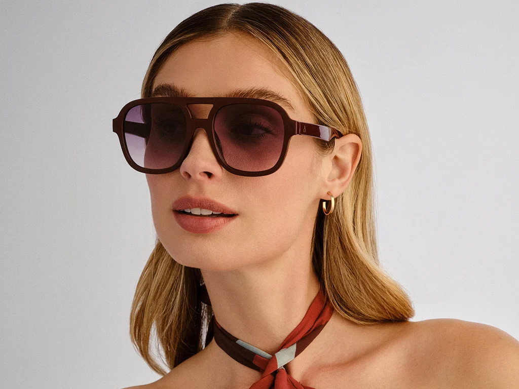 AIRE Whirlpool Burgundy 54 Gradient