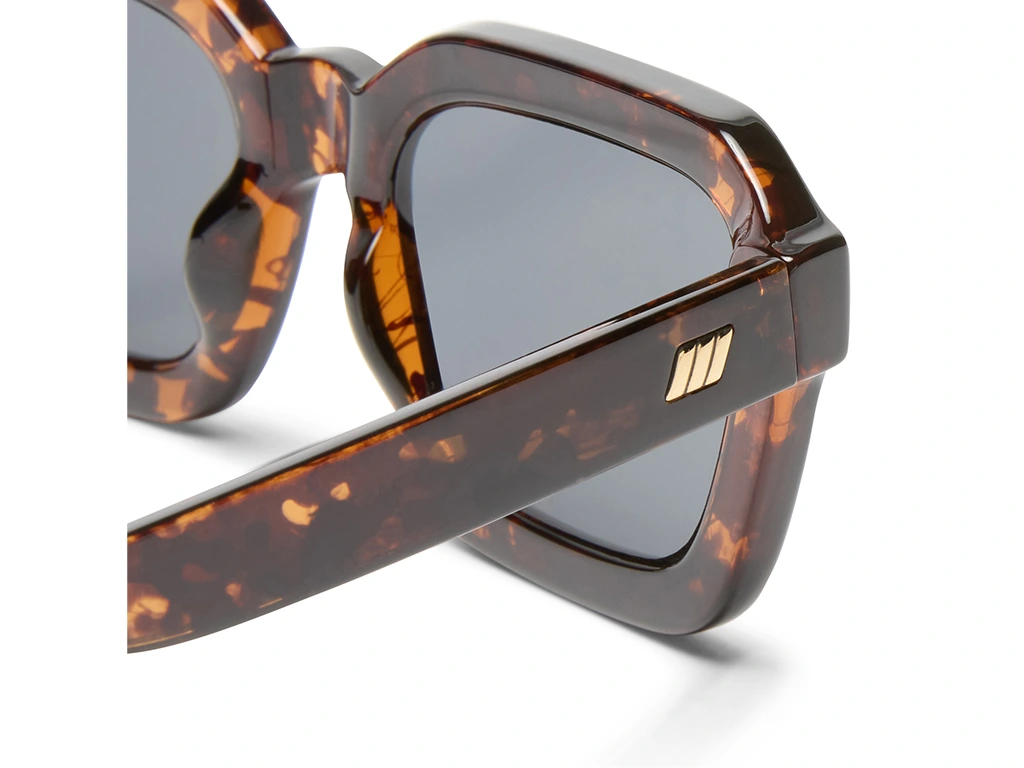 Le Specs Impossible 51 Tokyo Tort