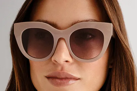 Le Specs Air Heart Oatmeal