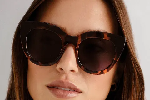 Le Specs Air Heart Tort