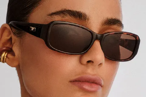 Le Specs Gigglemug Tort 57