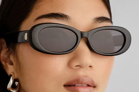 Le Specs Hey Ya! + Black 54