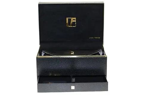 Linda Farrow 136 Black C1